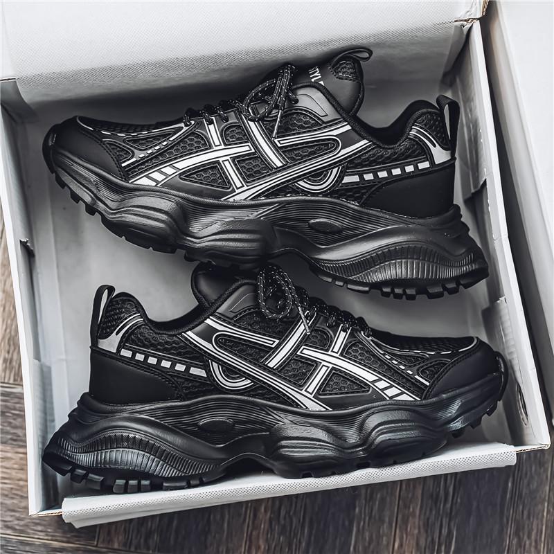 Jinjiang men's shoes summer breathable 2025 new mesh hollow casual men's sports running heightening dad trendy shoes