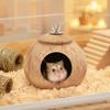 Coconut Shell Pet Birdhouses Round Entrance 6cm Sanded Finish Small Animal House Smooth Surface Enclosed Design Hamster House
