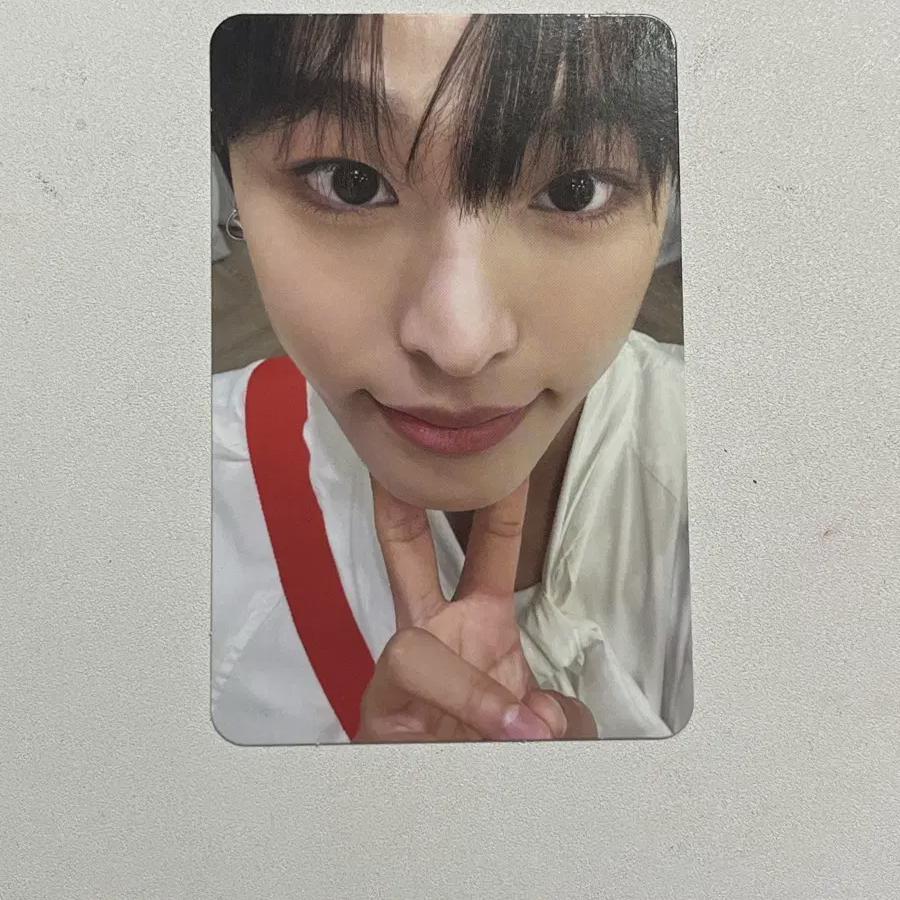 

Бонусная фотокарточка Riku от Ncitywish Steady Popup Store с капюшоном на молнии