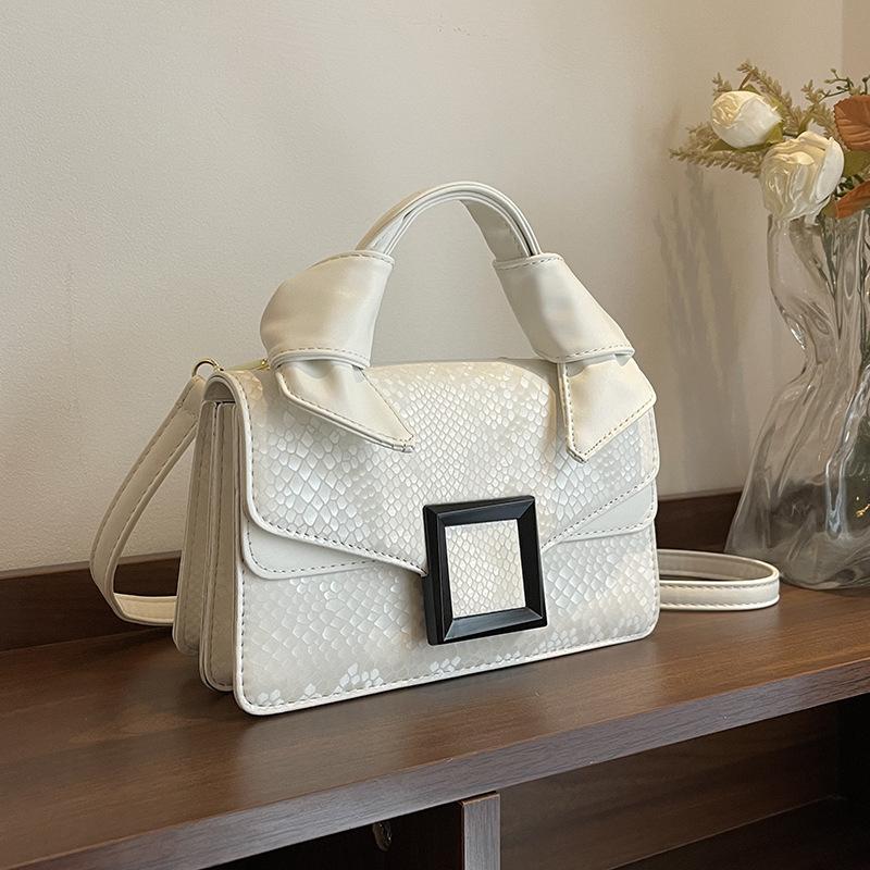 Populära väskor dam nya mode mångsidiga axelremsväskor exklusiva bärbara axelväskor