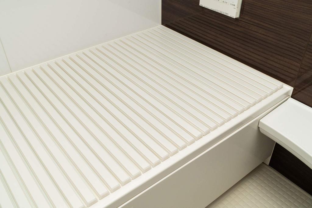 Topre Bathtub 75 x 149 L15 Shutter-type Lid, White, cm,