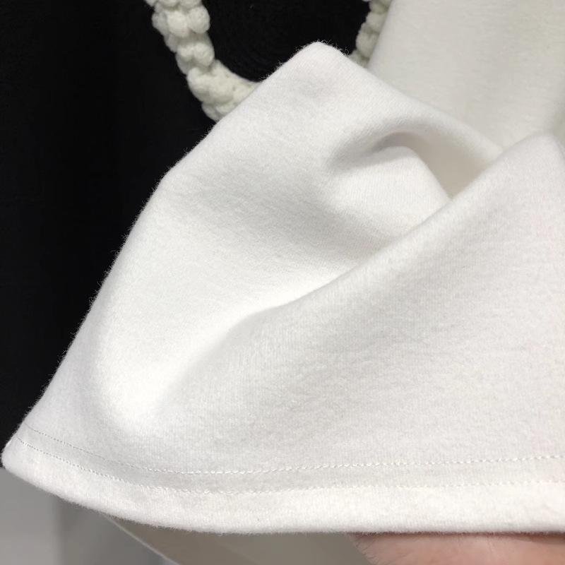 Women's Mid-Length Thickened Pure Cotton Short-Sleeve White T-Shirt - Fashionable, Versatile, and Trendy Brand.