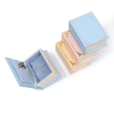 Klappdeckel Buchform Ringbox Aufbewahrungsbox Ohrstecker Verlobungsringbox Schmuckverpackung Einfarbige Schmuck-Displaybox