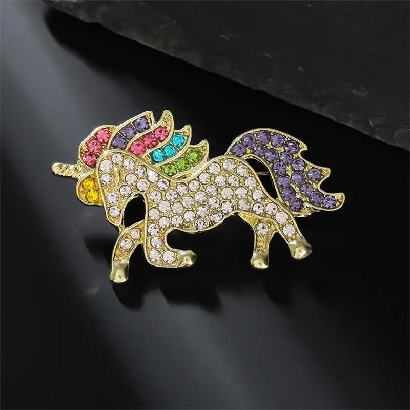 1/2 PCS Fashion Rhinestones Alloy Horse Brooch Zodiac Pony Pins Women Men Clothing Accessories Suit Lapel Corsage New Year Gifts