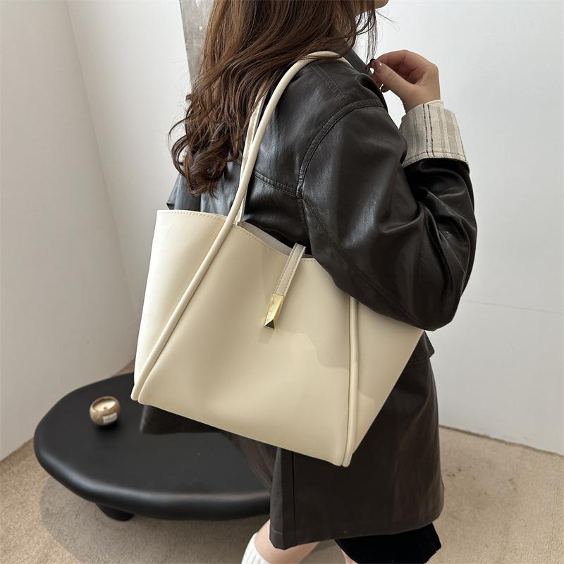 Retro Foreign Large-capacity Bag Women's Bag 2025 New Fashionable and Simple Tote Bag Niche Shoulder Armpit Bag