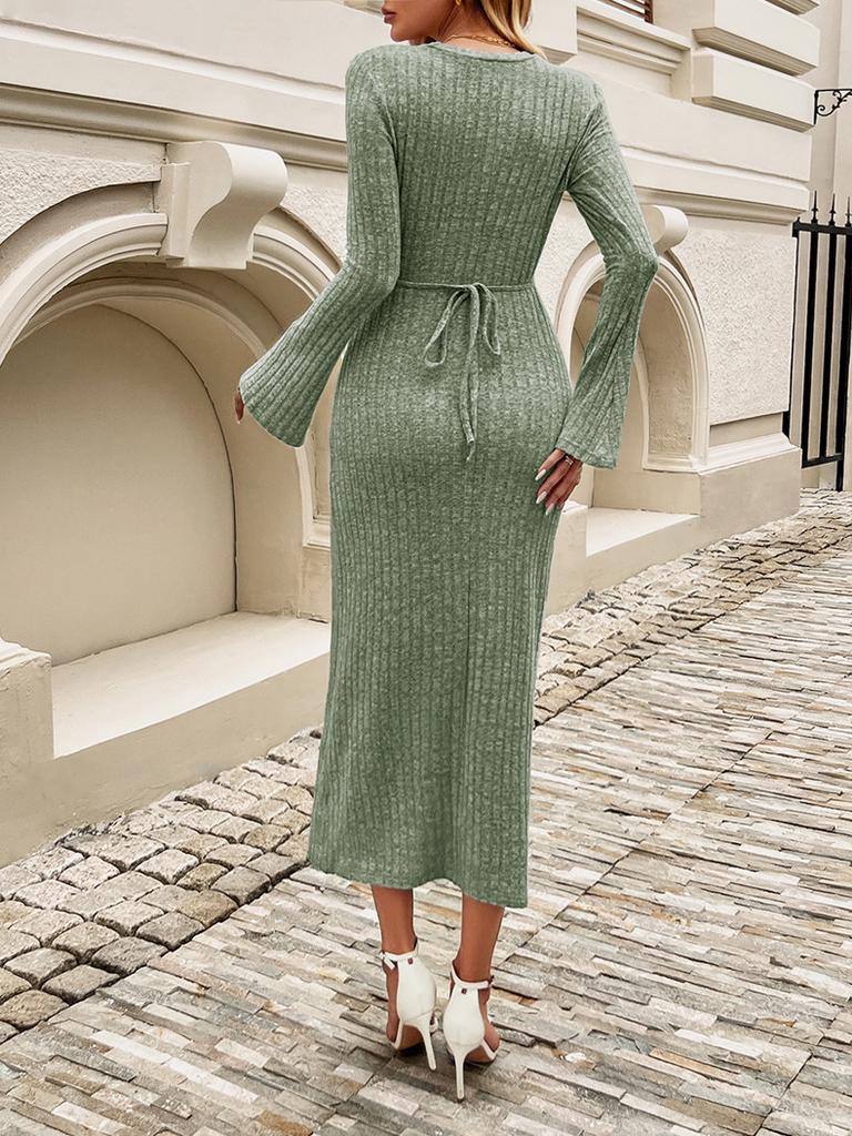 Women's Slim Fit Flared Sleeve Solid Color Knit Dresses