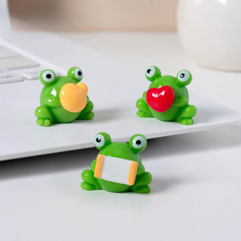 Micro Landscape Cute Relief Mood Small Frog Doll Resin Crafts Car Desktop Decoration Pieces