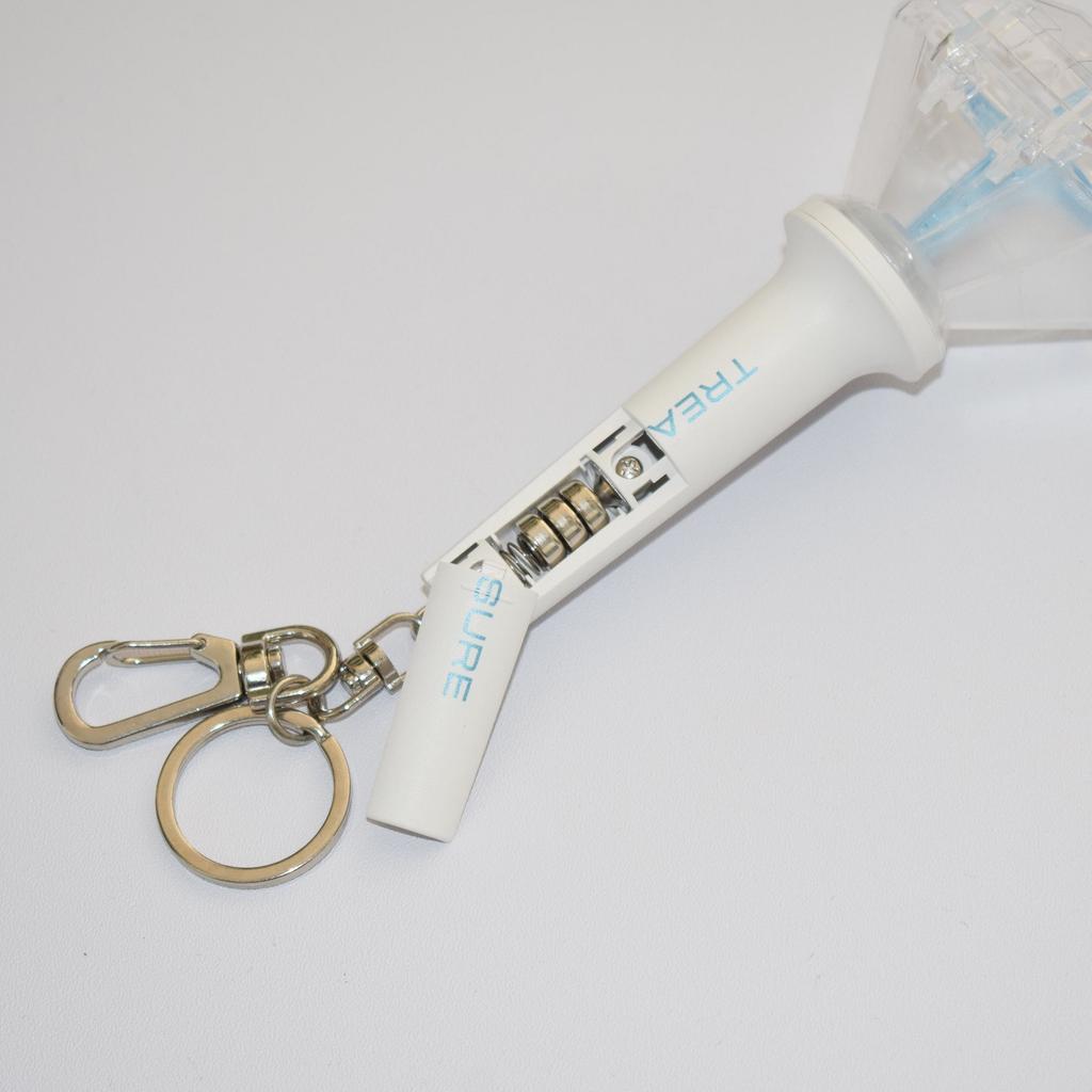 TREASRE Mini Support Stick Keychain Pendant, Luminous Pendant Choi Hyun Suk Peripherals