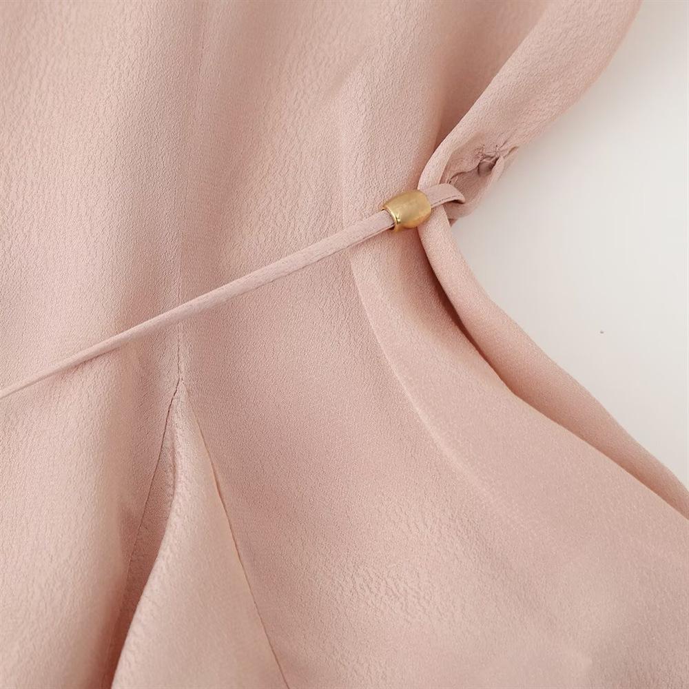 Spring/Summer 2025 Women's Simple Loose Shirt with Gold Buckle Belt