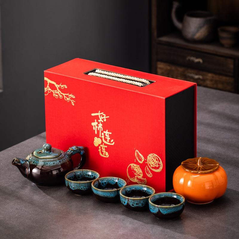 

Товары, хорошие вещи, сувенир, бизнес-банкинг, деятельность компании, подарки, чайный сервиз из песочного золота