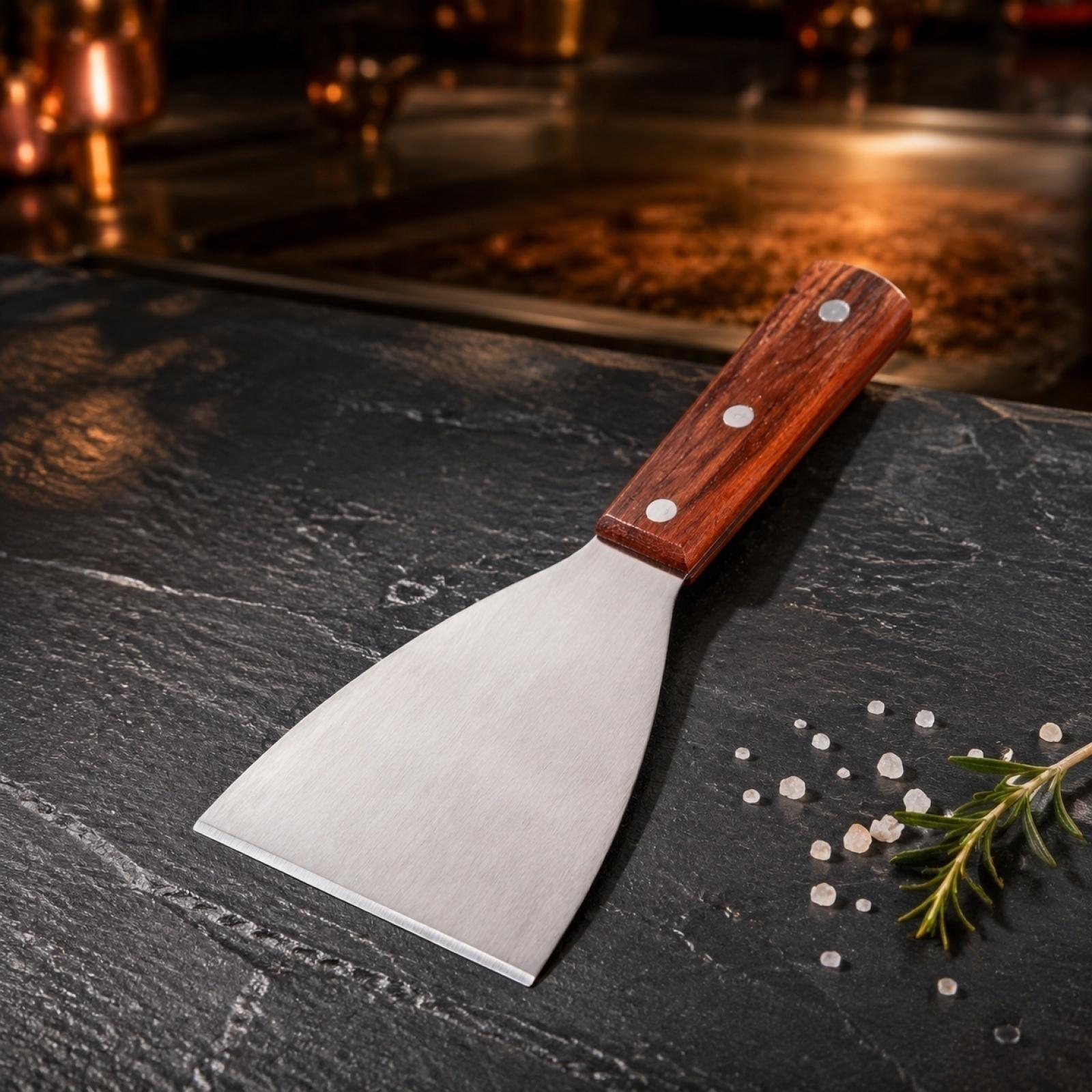 

Wood Handle Stainless Steel Three-Edge Spatula Slant Edge Cooking Turner Teppanyaki Spatula Flat Grill Scraper Kitchen Tool one size срібний