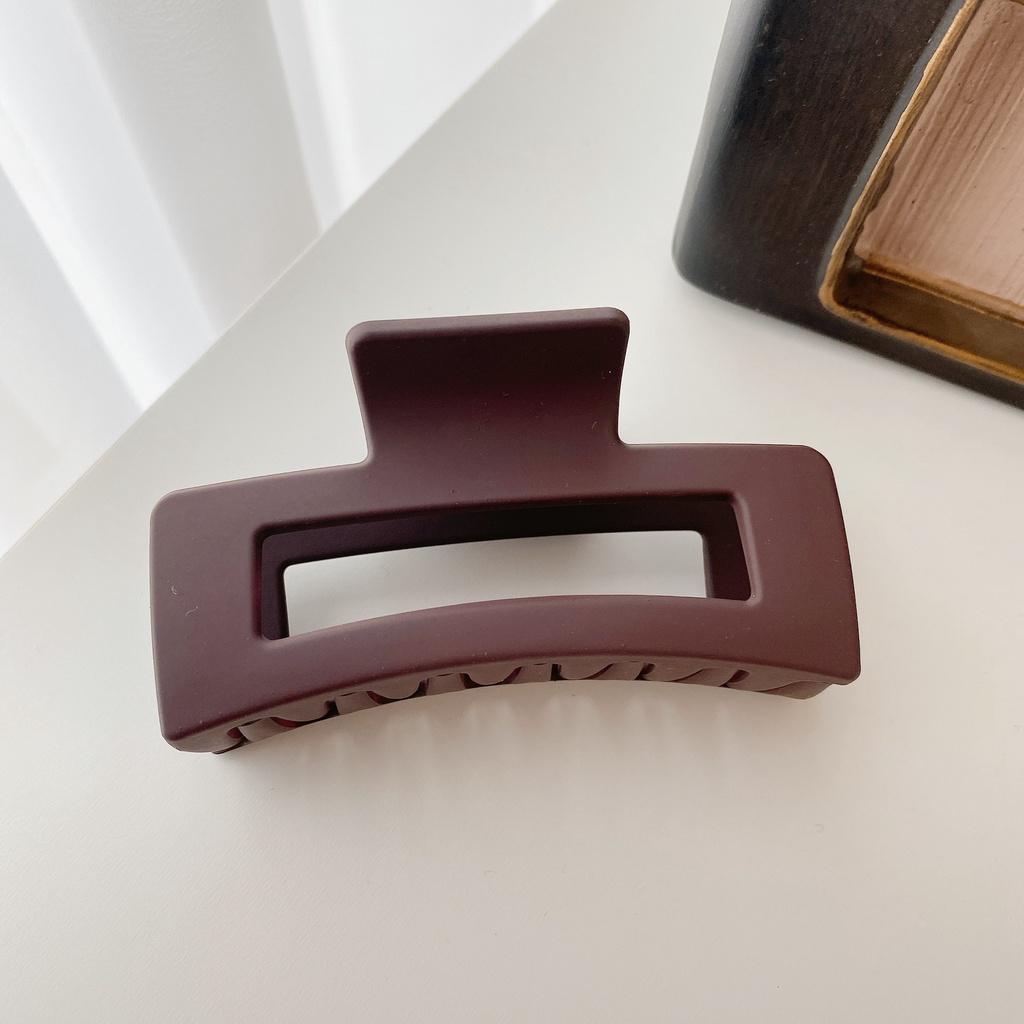 Wholesale Resin Hair Clip Trendy Geometric Design 8.5cm Size