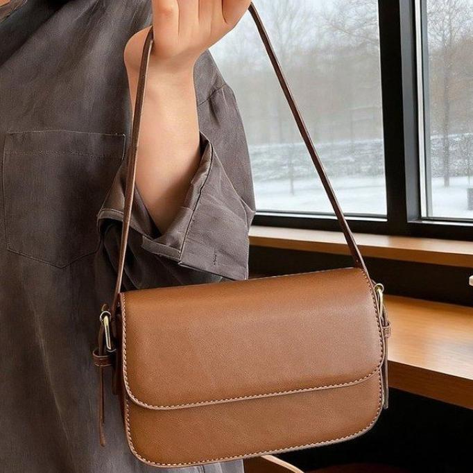 Advanced Texture Retro Small Saddle Bag Women 2026 New Popular All-Match Messenger Bag Fashi Underarm Bags Square Sling Bag
