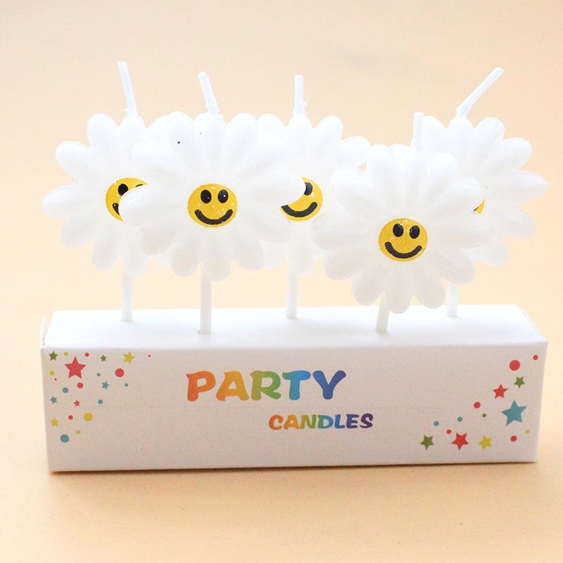 

New Korean Style Ins Fresh Daisy Yellow Smiley Face Sunflower Birthday Cake Decoration Candle Little daisy candle