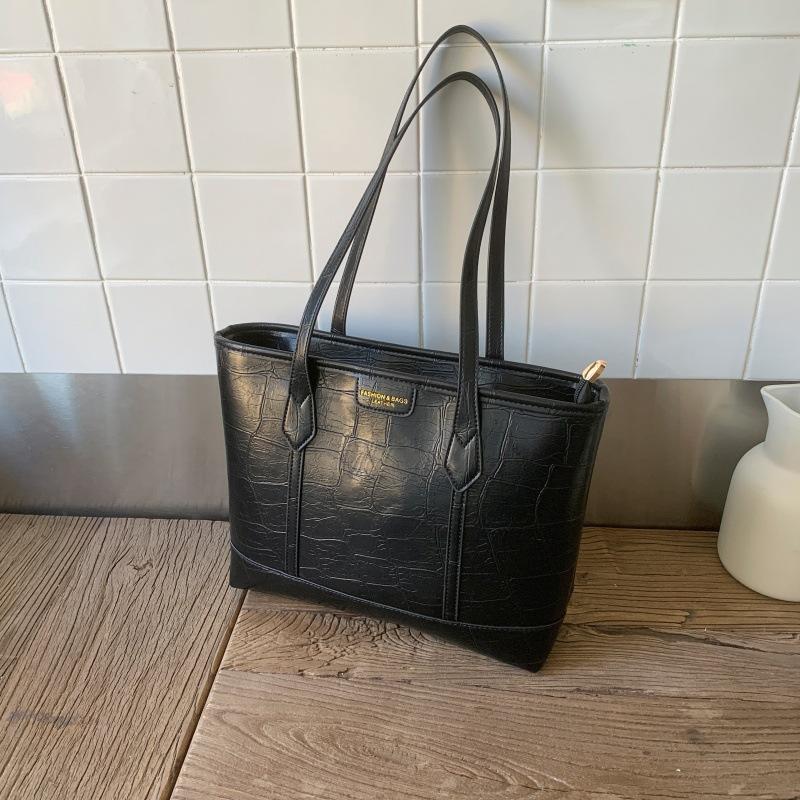 

2025 new high-end large-capacity tote bag trendy shoulder underarm bag summer commuter tote bag 34*9*24