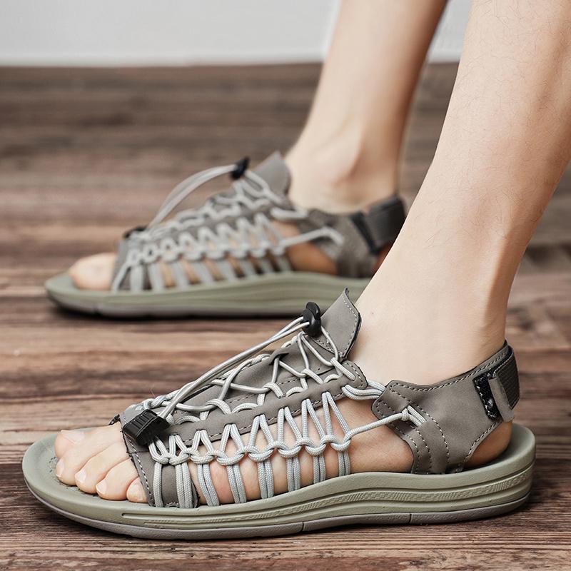 Fashion Beach Casual Men's Shoes Fashion and Personalized Handmade Style Design Outdoor Leisure Street Walking Summer Sandals New