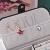 Luxuriöse Schmuckschatulle Geschenk Aufbewahrungsorganizer Reise-Ausstellungsbox mit Knopf Leder Schmuckorganizer Hochzeit Verlobung