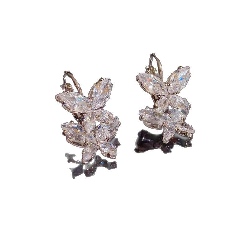 Ins Wind Explosion Zircon Butterfly Ear Buckle Korean Fashion High-end Earrings 1011 New Popular Personality Niche