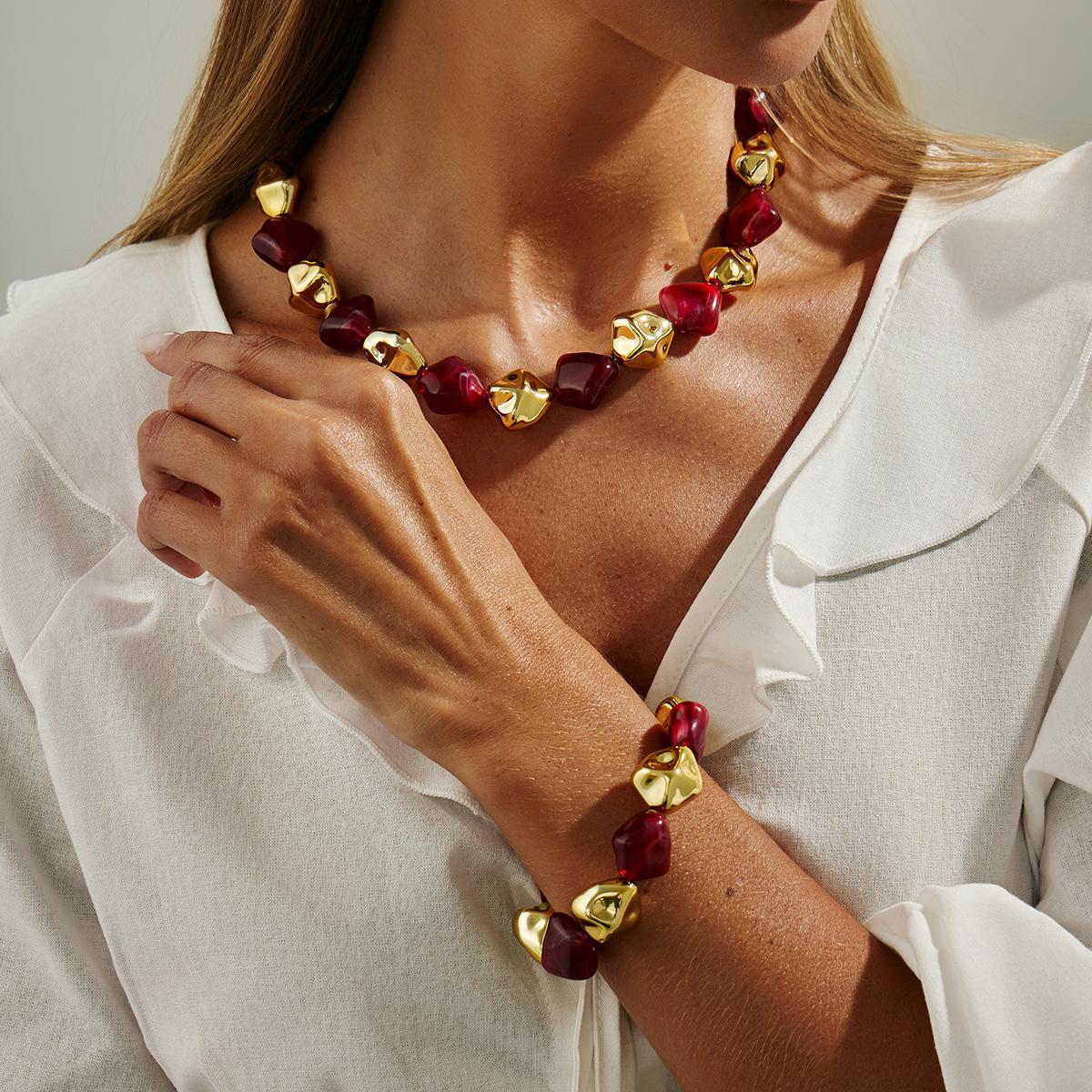 Необычный акриловый набор украшений из смолы: ожерелье, браслет, винтажные бусины, цепочка, чокер, браслет-манжета, подарок для женщин