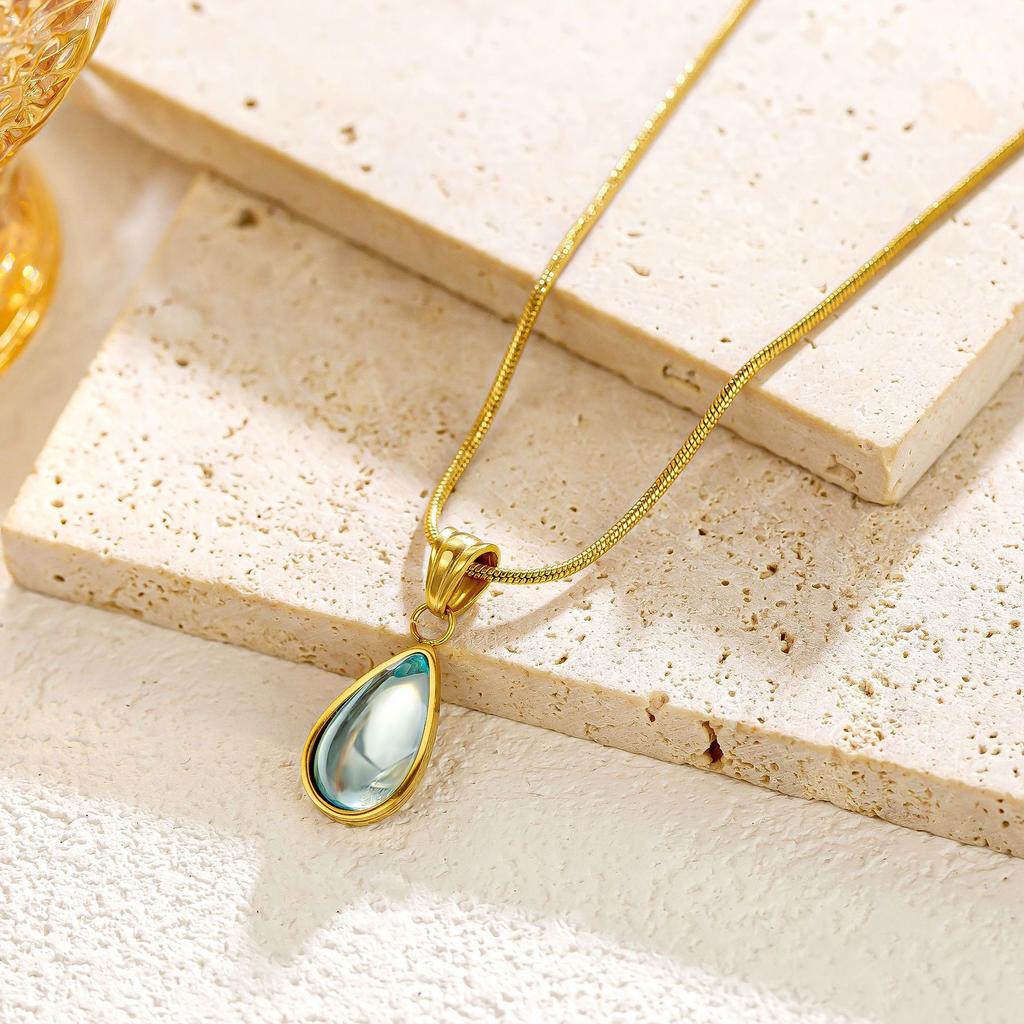 French Translucent Green Water Droplet Blue Ocean Necklace Collarbone Chain Snake Bone Fashionable Personality Titanium Steel Gold-plated Necklace