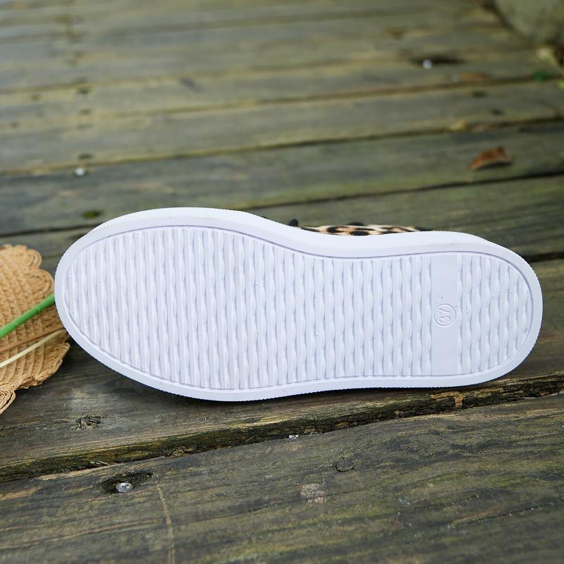 Large Size Spliced High Top Sports Shoes with Flat Heels and Leopard Print Casual Shoes