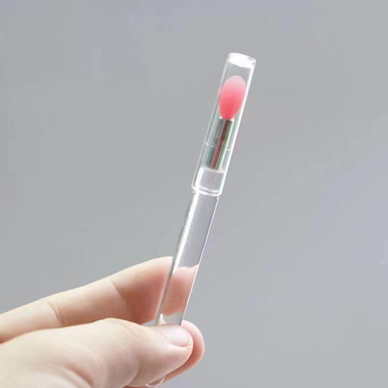 Nierle Silicone Lip Brush: Portable, Dustproof with Cover for Lipstick, Lip Mask, Lip Balm & Sequin Eye Shadow.