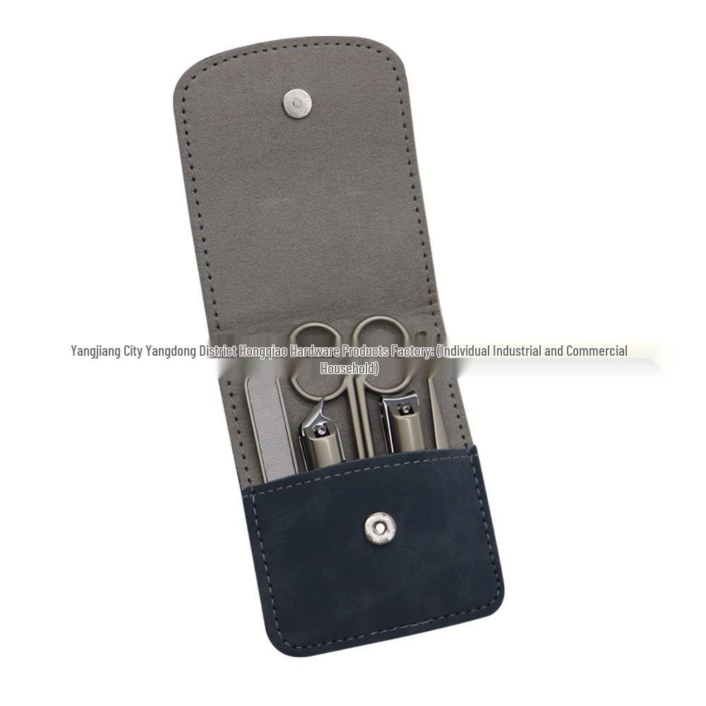 

5-Piece Portable Nail & Ear Care Set with Magnetic Bag синий