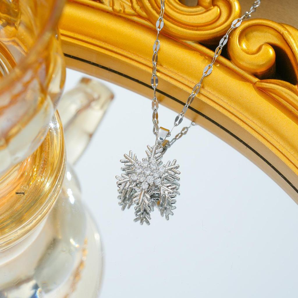 Rotatable Snowflake Pendant Necklace with Rhinestones - Micro-Inlaid Titanium Steel Clavicle Chain