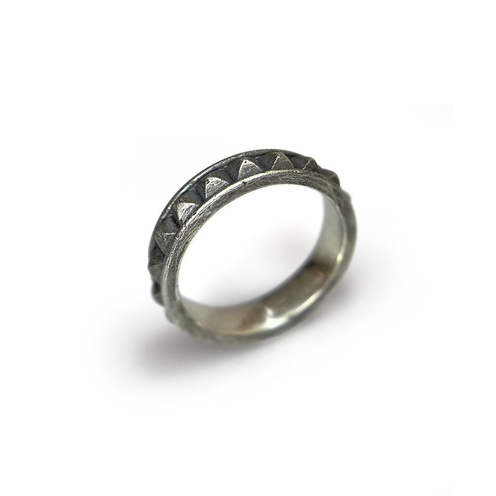 Agroundring Pyramid Ring (A Type)