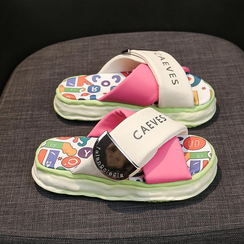 

Крутые шлепанцы на толстой подошве, женская летняя обувь, новые пляжные сандалии с граффити 40 жёлтый