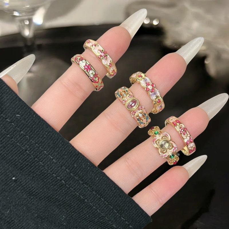 National Tide Style Enamel Color Dripping Oil Opening Ring, Sweet And Cool Retro Niche Temperament, Light Luxury, High-End Sense, Exquisite Ring.