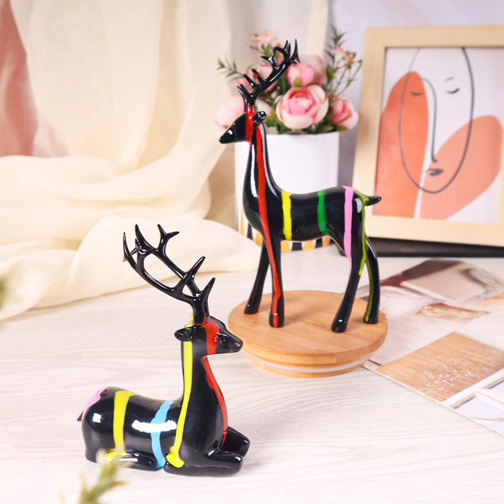 Resin Couples Elk Desktop Decor Gold Reindeer Animal Office Decoration Indoor Home Room Ornaments Table Craft Home Decoration