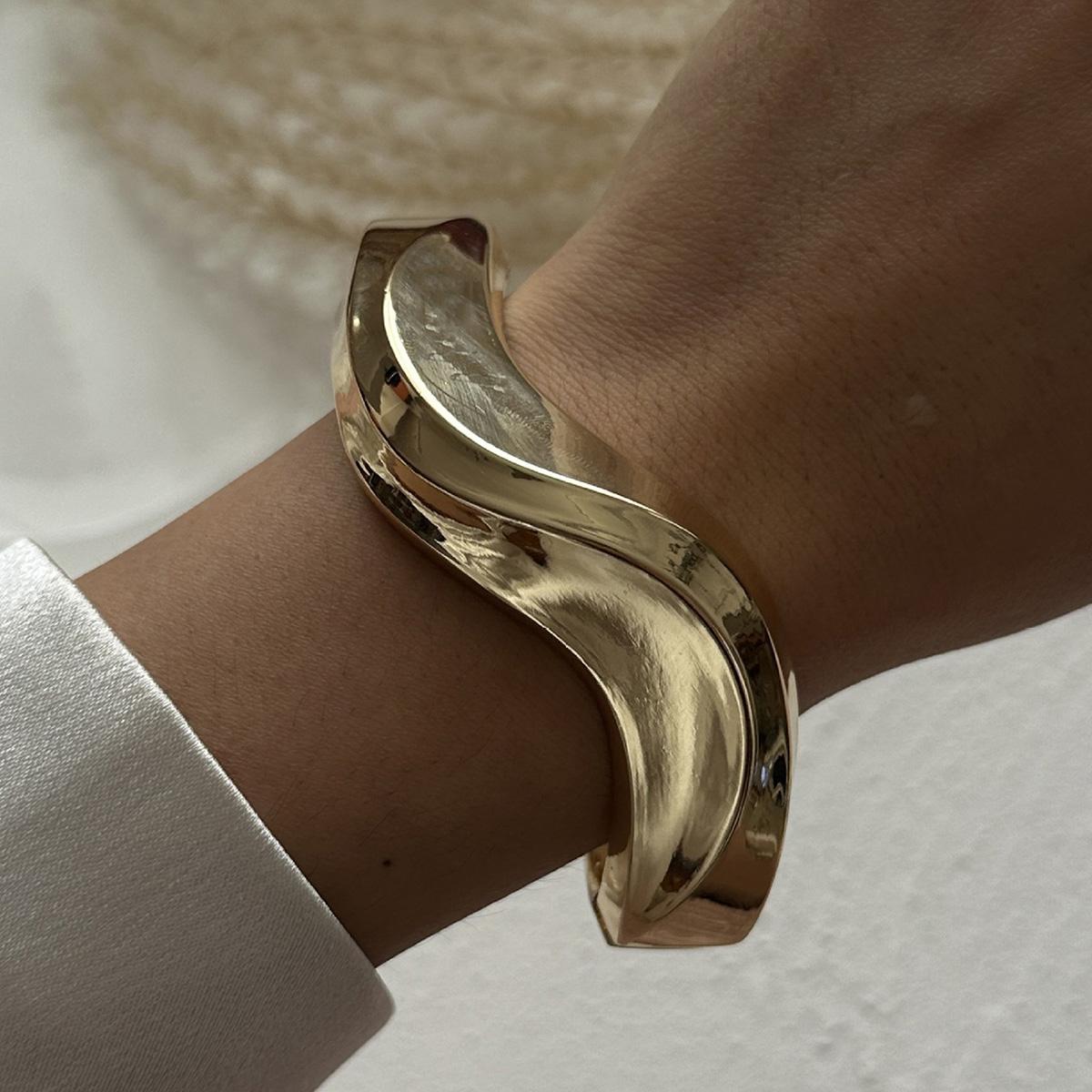 Винтажный металлический браслет с волнистым плетением, гладкий, неправильной формы, для женщин, преувеличенный геометрический массивный браслет-манжета, панк-хип-хоп украшение