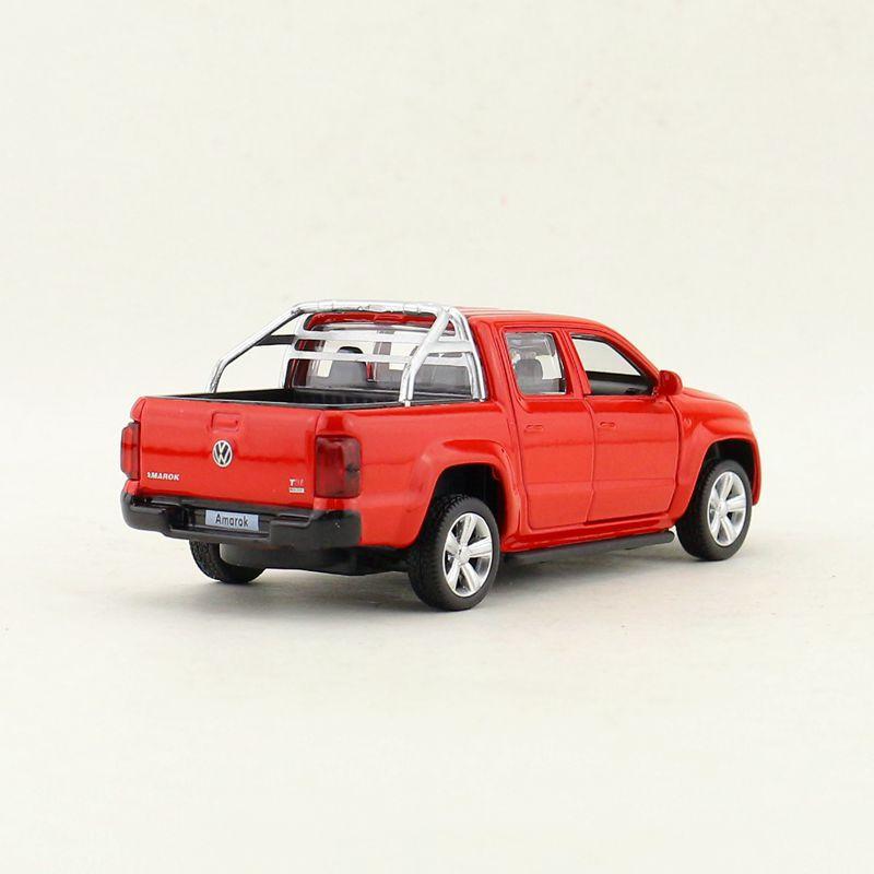 1/46 Volkswagen Amarok Alloy Pickup Car Model Diecasts Metal Vehicles Car Model Miniature Scale Simulation Collection Kids Gifts