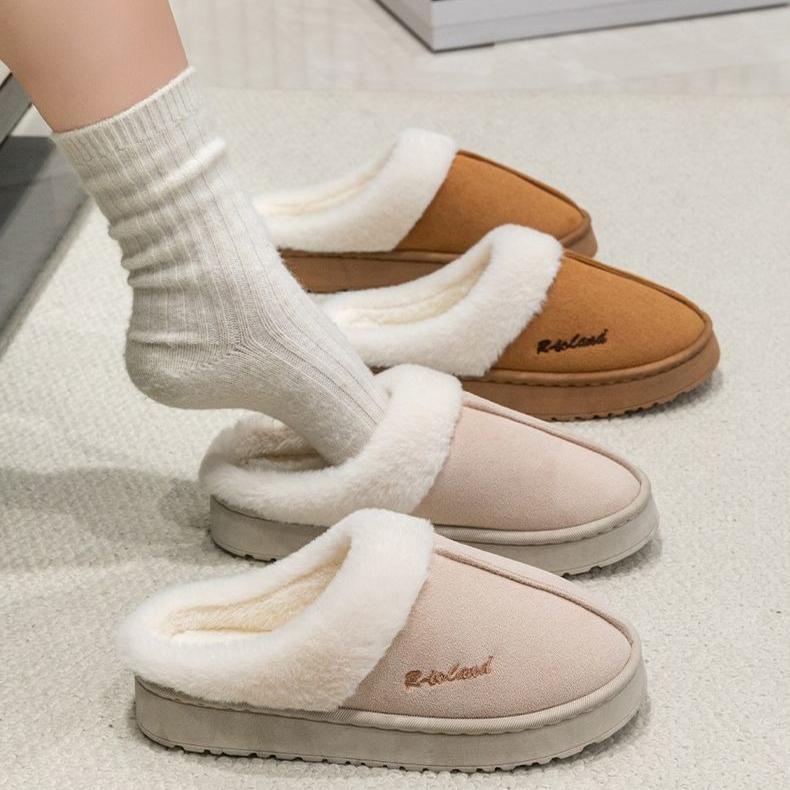 Fashion Trendy Women Winter Boots Outdoor Platform Soft Foam Comfort Fur Fluffy Cotton Unisex Snow Booties Ladies Warm Shoes