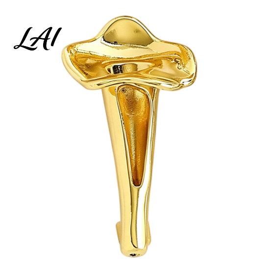 Elegant Fashion Accessory Peanut/Calla Shaped Flower Insert Brooch DIY Wearable Bouquet Holder Alloy Shirt Pin Brooch Clip Metal Vase Lapel