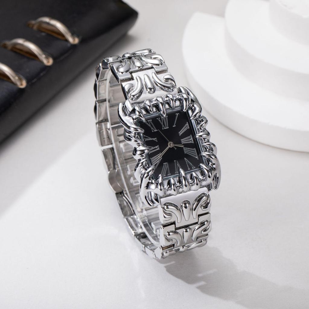 Square Y2k Demon Claw Design Quartz Wristwatch Men Creative Watch Clock