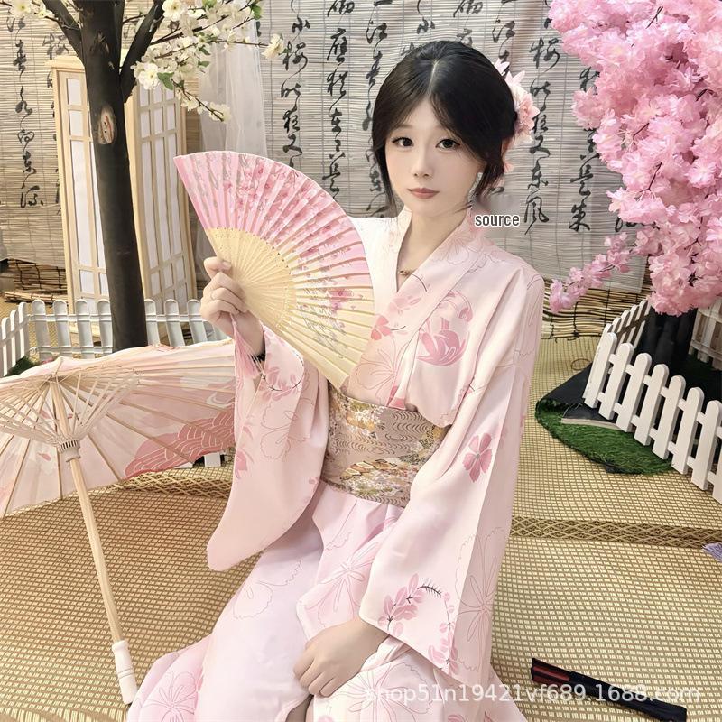 Set di Abbigliamento Fotografico Kimono e Yukata Giapponesi Retrò