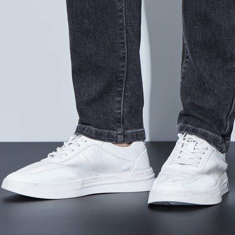 Jeanswest Men's Relaxed Fit Straight-Leg Stretch Jeans