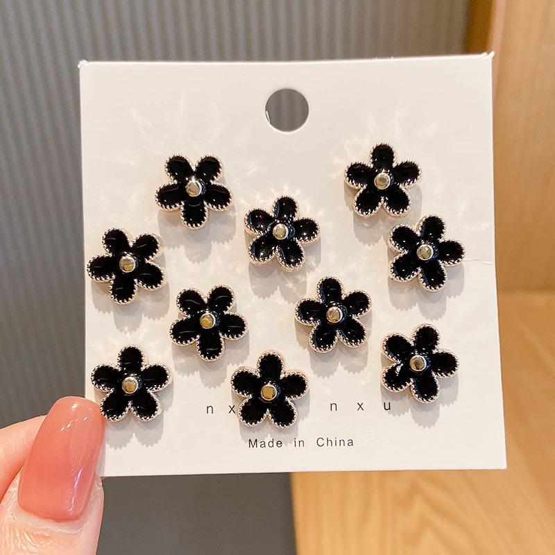 Women's Invisible Pearl Brooch: Anti-Exposure Collar Pin for Shirts and Corsages.