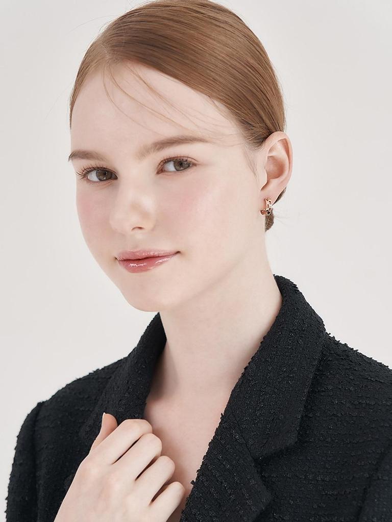 [ELLE Schmuck] 14K Quadratischer Raum One-Touch Ohrringe ELGPEE552