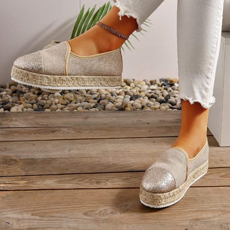 Fashion New Women's Sneakers Lightweight Casual Sneakers for Woman Slip on Casual Comfy Platform Autumn Vulcanize Shoes Zapatos De Mujer