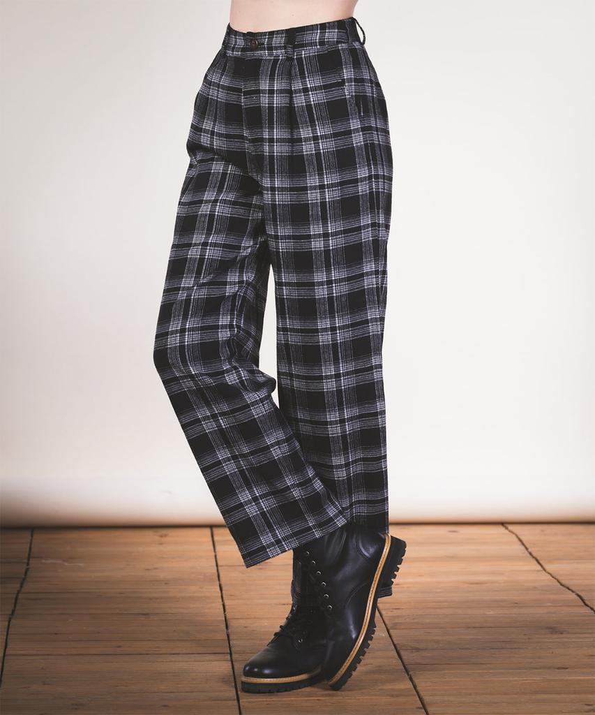 NEWIN High-Waisted Button-Up Straight Check Pants