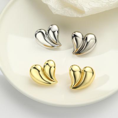 Exaggerated Personality, Fashionable Copper Plated Golden Face, Peach Heart Earrings, Women's Accessories, Asymmetrical Heart-shaped Earrings