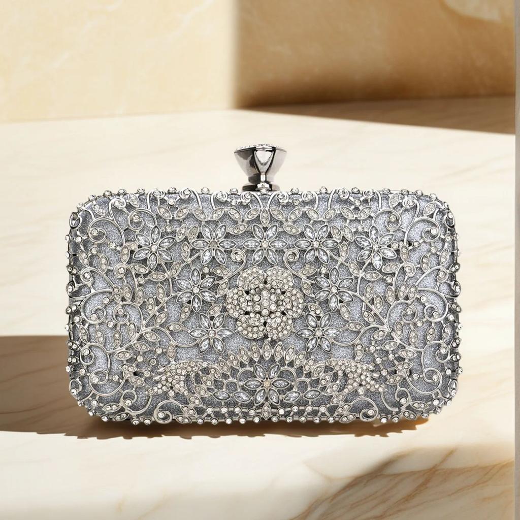 Hollow Out Style Diamonds Clutch Luxury Metal Rhinestones Evening Bags Flap Party Wedding Handbags Purse