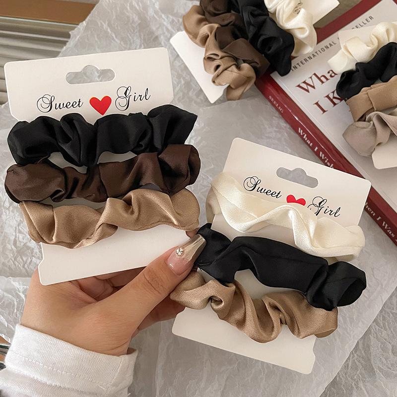 Elegant French Satin Scrunchie: High-End Autumn/Winter Hair Tie with High Elasticity