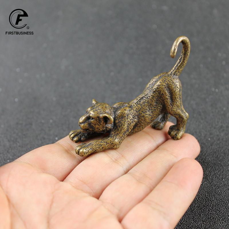Retro Copper Panther Statue Animal Figurine Prey On Agile Style Brass Leopard Sculpture Home Office Room Decoration Accessories