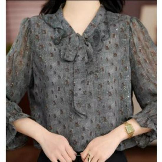 Mom s Fashionable Spring Seven-Sleeve Top, Stylish & Slimming for Middle-Aged Women, New 2026 Style 2XL