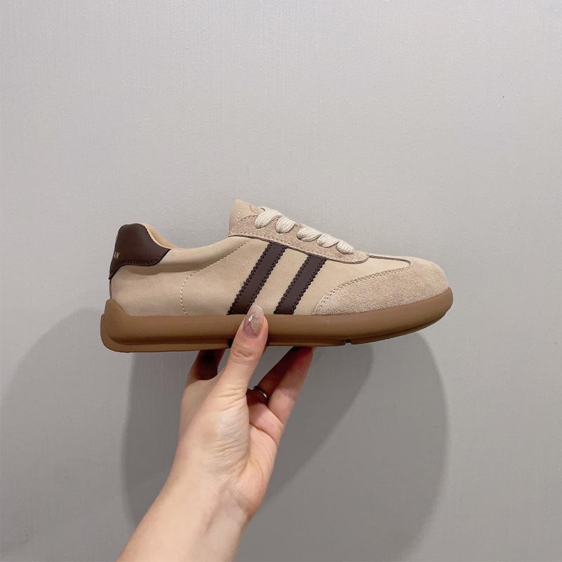 Women's shoes step on shit feeling German training sports shoes autumn 2025 new casual versatile non-slip not tired foot flat Gump shoes