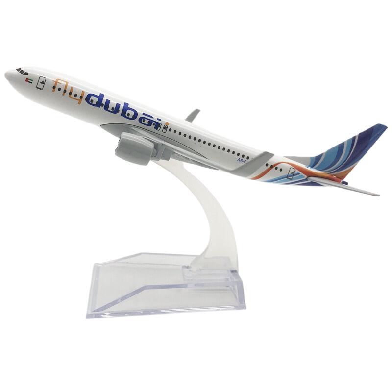 

Dubai Air Boeing 737 Alloy Aircraft Model 16cm белый